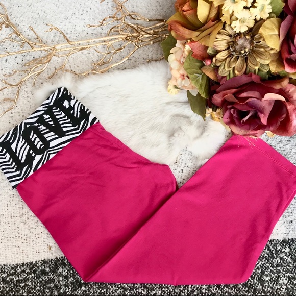 PINK Victoria's Secret Pants - Pink Victoria’s Secret Yoga Pants✨